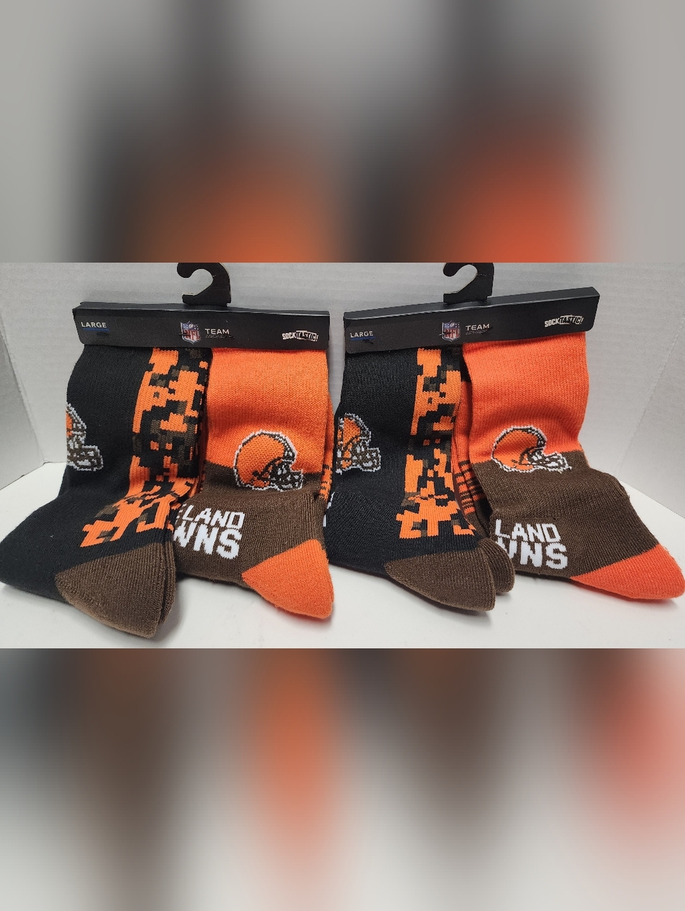 Large 2 Packs (4 Pairs)NFL Team Apparel Cleveland Browns Football Logo Socks New